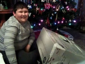 Student in Beattyville Kentucky receives a new HP computer to help bridge the digital divide.